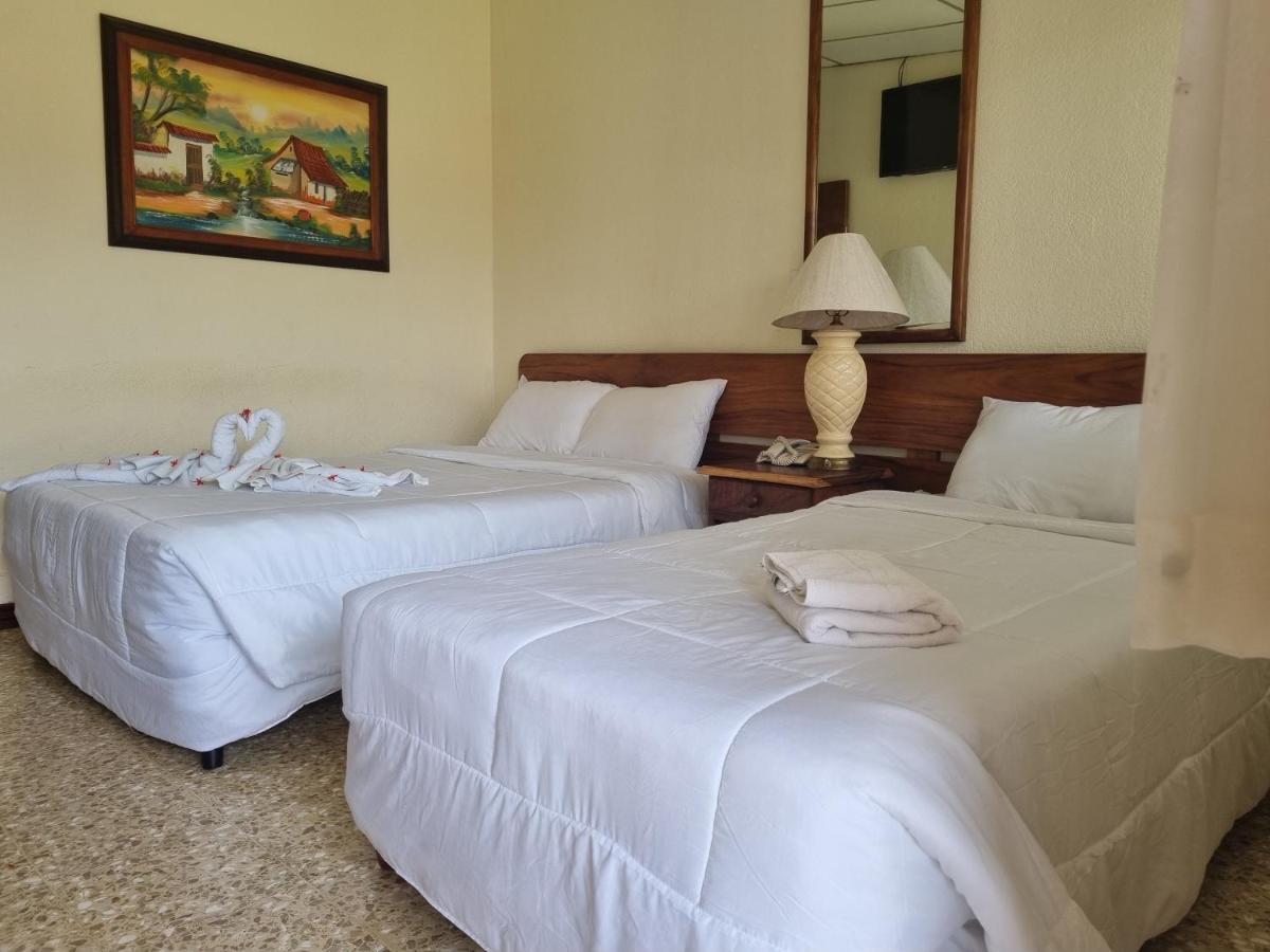 Hotel La Siesta Libéria Quarto foto